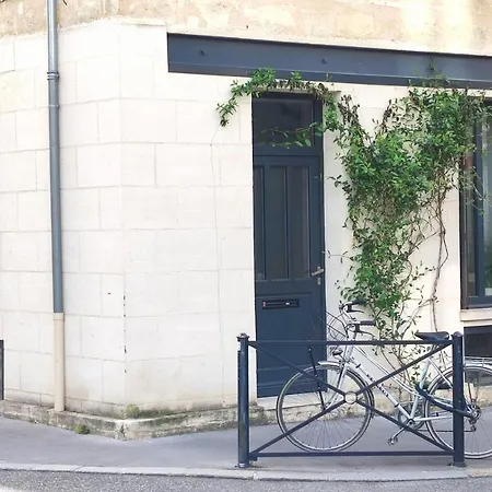 Atypical And Charming In Daire Bordeaux